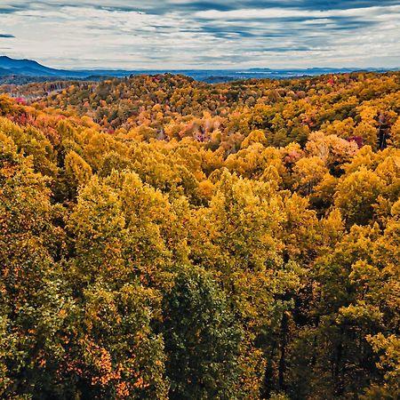 Villa Secluded Mtn View New! 10 Mins To Gatlinburg Or Park Exterior foto