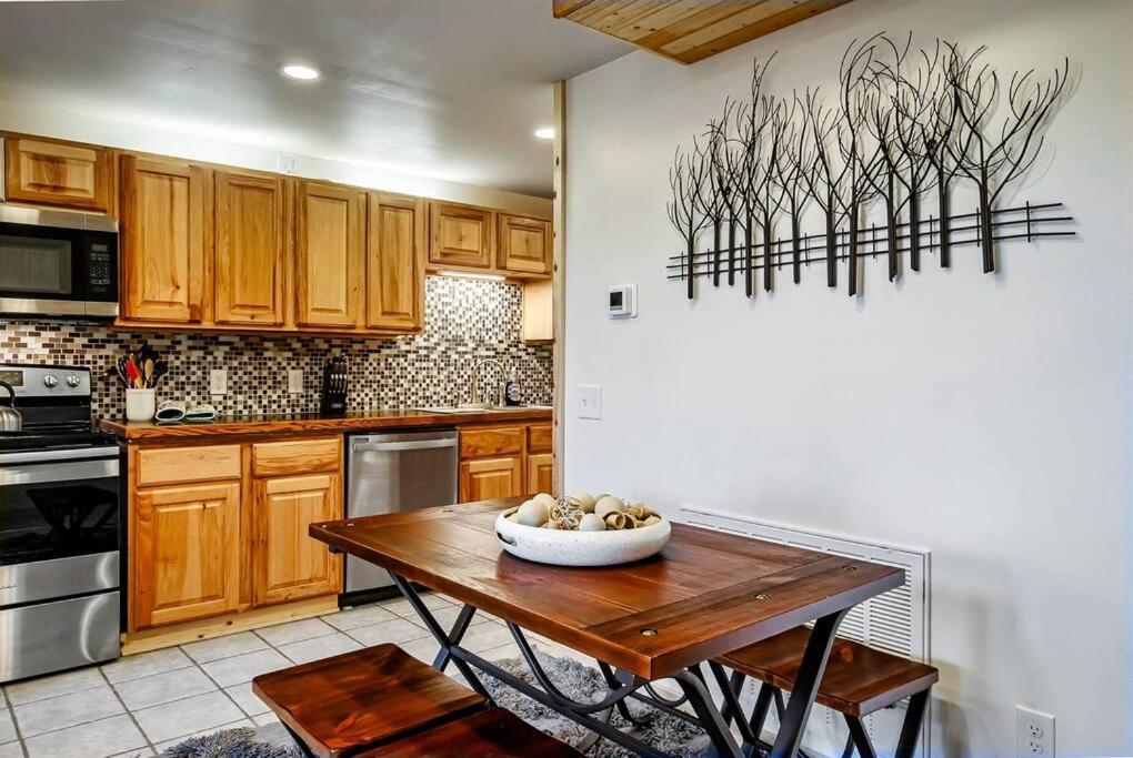 Villa Secluded Mtn View New! 10 Mins To Gatlinburg Or Park Exterior foto